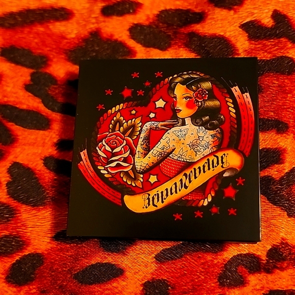 Reina Rebelde finishing powder - Picture 4 of 5